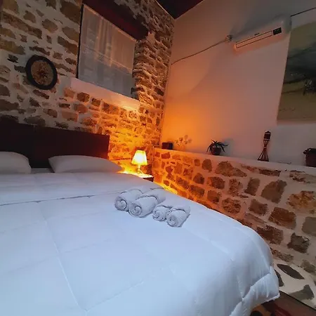 Gorica's Bridge Hostel *