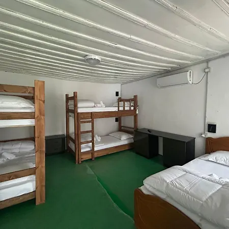Gorica's Bridge Hostel *